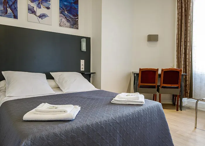 Du Dauphiné Hotel Lyon