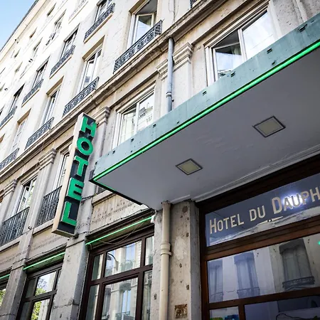 Du Dauphine Отель 2*
